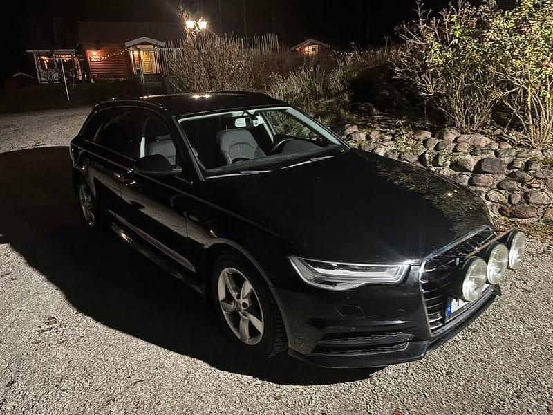 Begagnad 2018 Audi A6 Kombi | 210 000 kr (Superpris) - Bild 1/4