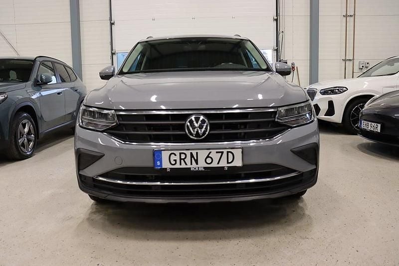 Begagnad VW Tiguan 150 HK (110 kW) 2021 Grå SUV