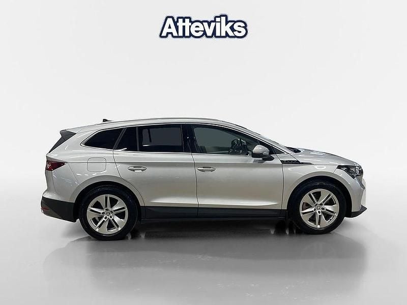 Begagnad Skoda Enyaq iV 194 kW (265 HK) 2022 Grå SUV