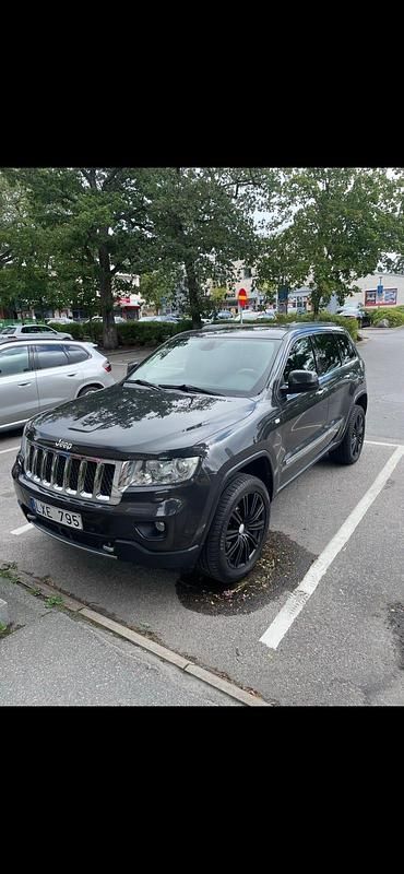 Begagnad 2011 Jeep Grand Cherokee SUV | 180 000 kr (Bra pris) - Bild 1/4