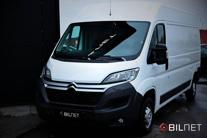 Vit Begagnad 2016 Citroën Jumper Minibuss | 129 900 kr (Dyr) - Bild 1/4