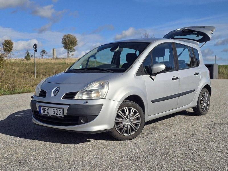 Silver Begagnad 2009 Renault Modus Minibuss | 22 500 kr - Bild 1/4