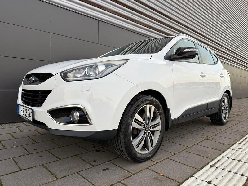 Vit Begagnad 2014 Hyundai ix35 Premium SUV | 83 900 kr (Marknadspris) - Bild 1/4