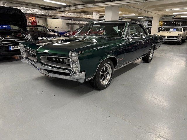Mörkgrön Begagnad 1966 Pontiac GTO | 499 000 kr - Bild 1/4