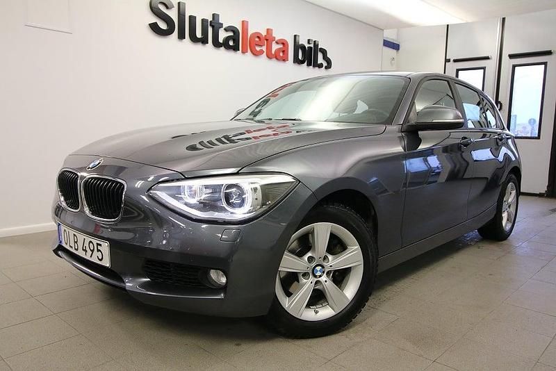 Begagnad BMW 120 184 HK (135 kW) 2014 Grå Halvkombi