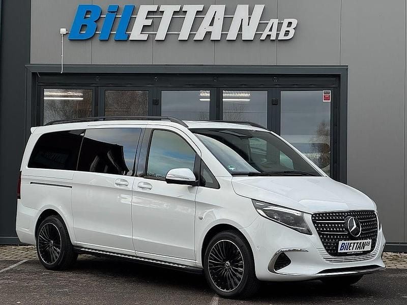 Vit Begagnad 2023 Mercedes Vito Van | 589 900 kr (Marknadspris) - Bild 1/4