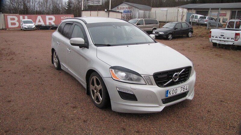 Vit Begagnad 2009 Volvo XC60 Summum SUV | 95 000 kr (Dyr) - Bild 1/4