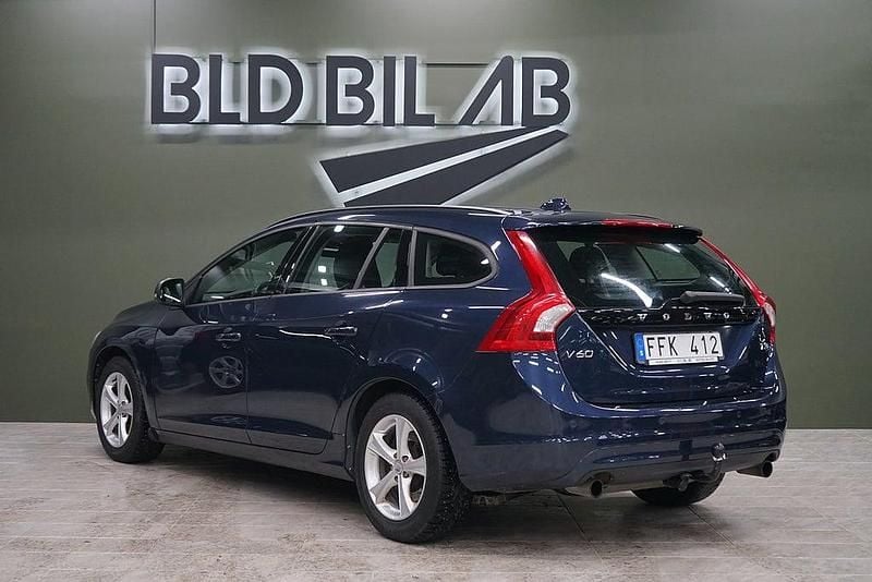 Begagnad Volvo V60 150 HK (110 kW) 2013 Blå Kombi