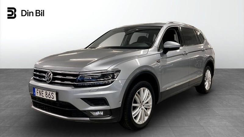 Silver Begagnad 2021 VW Tiguan Allspace SUV | 329 000 kr (Bra pris) - Bild 1/4
