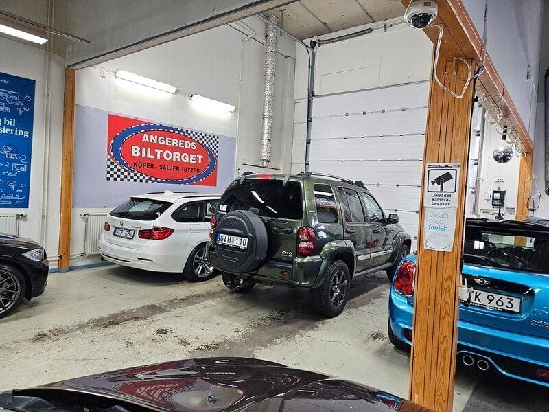 Begagnad Jeep Cherokee 164 HK (120 kW) 2007 Grön SUV