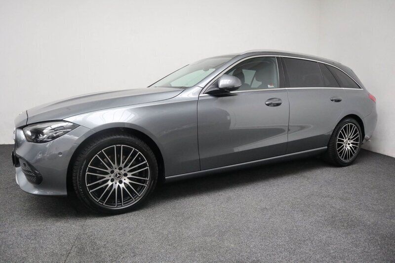 Begagnad Mercedes C180 Avantgarde 170 HK (125 kW) 2023 Mörkgrå Kombi