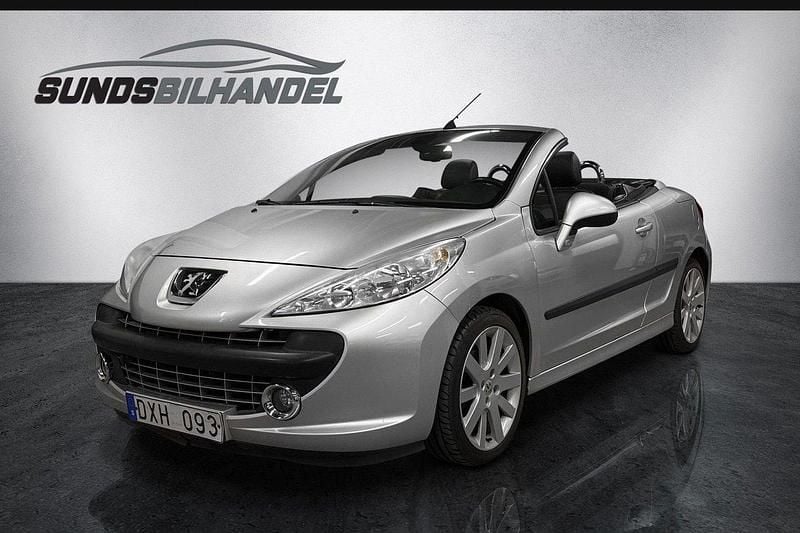 Ljusgrå Begagnad 2008 Peugeot 207 CC Cab | 39 900 kr (Bra pris) - Bild 1/4