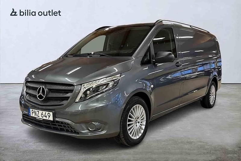 Grå Begagnad 2020 Mercedes Vito Van | 319 900 kr - Bild 1/1