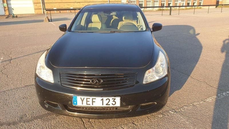 Svart Begagnad 2009 Infiniti G37 Sportkupé | 89 000 kr - Bild 1/4