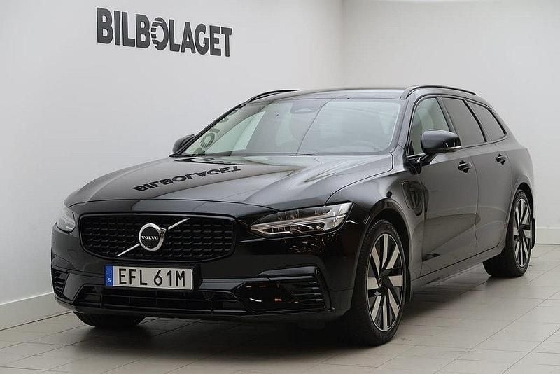 Svart Begagnad 2024 Volvo V90 Plus Kombi | 519 800 kr (Marknadspris) - Bild 1/4