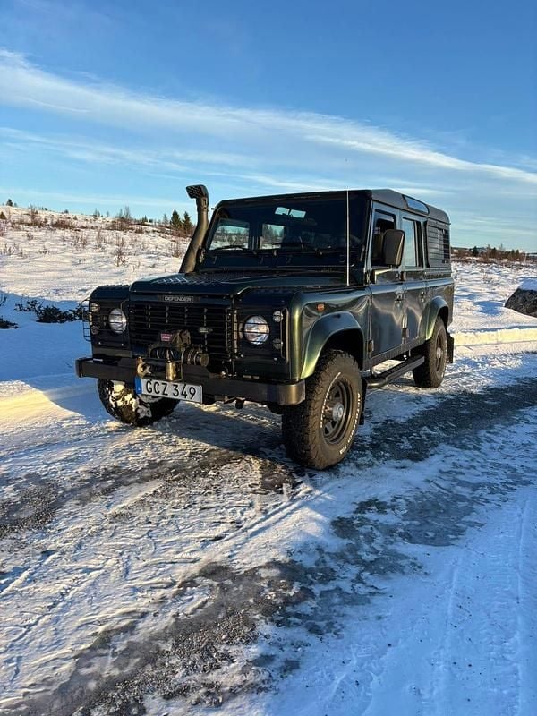 Begagnad 1999 Land Rover Defender Kombi | 340 000 kr - Bild 1/3