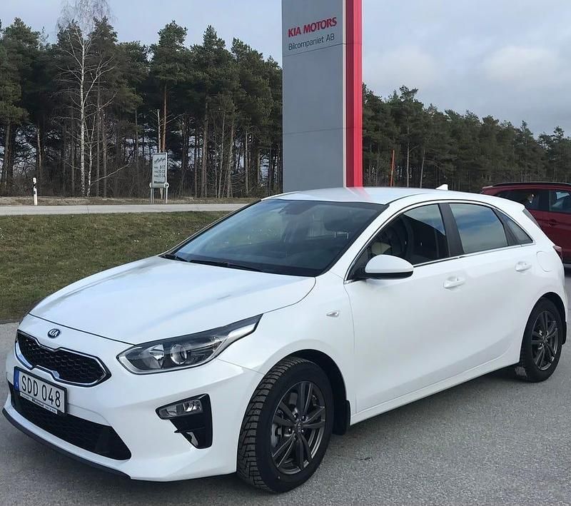 Begagnad 2019 Kia Ceed Halvkombi | 144 000 kr (Bra pris) - Bild 1/1