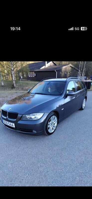 Grå Begagnad 2008 BMW 318 Advantage Kombi | 39 500 kr - Bild 1/1