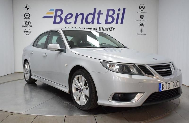 Grå Begagnad 2010 Saab 9-3 Aero Sedan | 129 800 kr - Bild 1/3