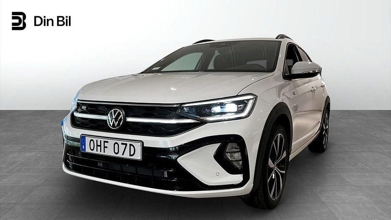 Vit (pure white) Ny 2025 VW Taigo R-line SUV | 314 900 kr (Marknadspris) - Bild 1/4