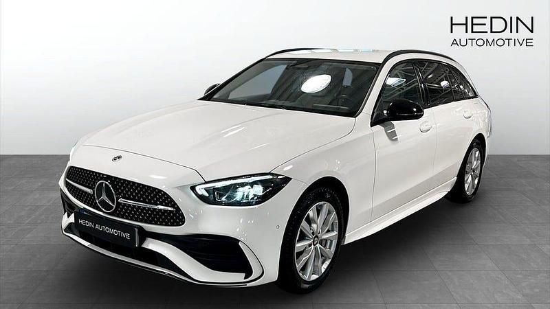 Vit Begagnad 2022 Mercedes C300 AMG line Kombi | 359 900 kr - Bild 1/4