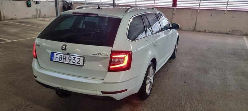 Begagnad Skoda Octavia 150 HK (110 kW) 2019 Kombi