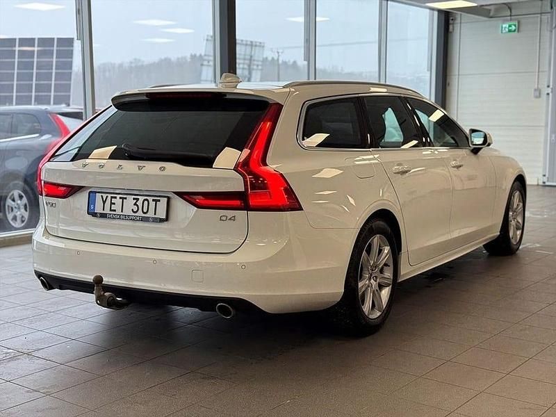 Begagnad Volvo V90 192 HK (141 kW) 2020 Vit Kombi