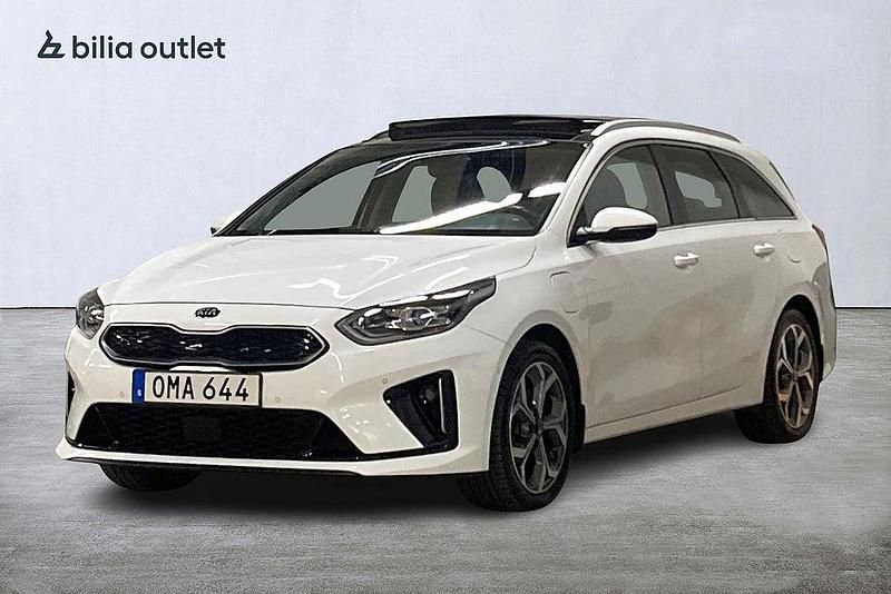 Vit Begagnad 2021 Kia Ceed Sportswagon Advance Kombi | 219 900 kr (Marknadspris) - Bild 1/3