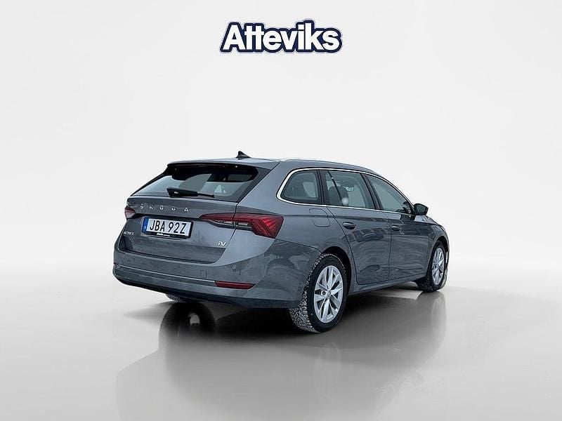 Begagnad Skoda Octavia Style 150 HK (110 kW) 2024 Grå Kombi