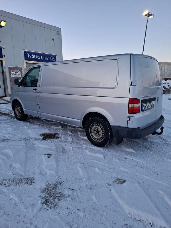 Begagnad VW T5 131 HK (96 kW) 2008 Van