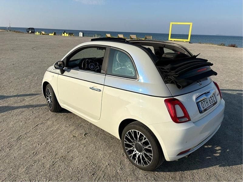 Vit Begagnad 2021 Fiat 500 Lounge Halvkombi | 130 000 kr (Marknadspris) - Bild 1/4