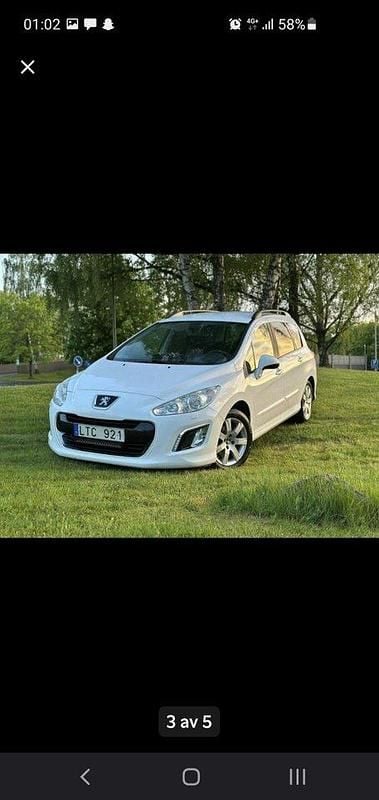 Vit Begagnad 2011 Peugeot 308 Kombi | 37 900 kr (Marknadspris) - Bild 1/4