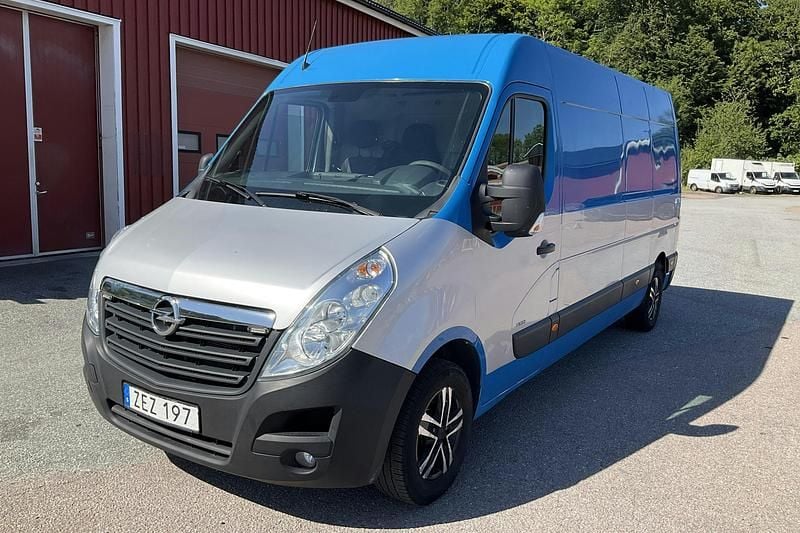 Grå Begagnad 2018 Opel Movano Van | 149 000 kr (Superpris) - Bild 1/4