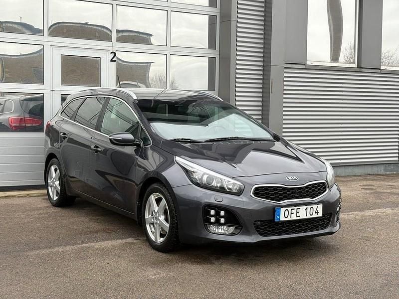 Grå Begagnad 2016 Kia Ceed Sportswagon GT-Line Kombi | 89 900 kr (Marknadspris) - Bild 1/4