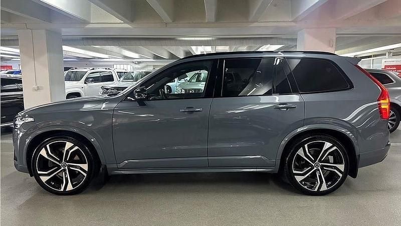 Begagnad Volvo XC90 R-Design 245 HK (180 kW) 2022 Grå SUV