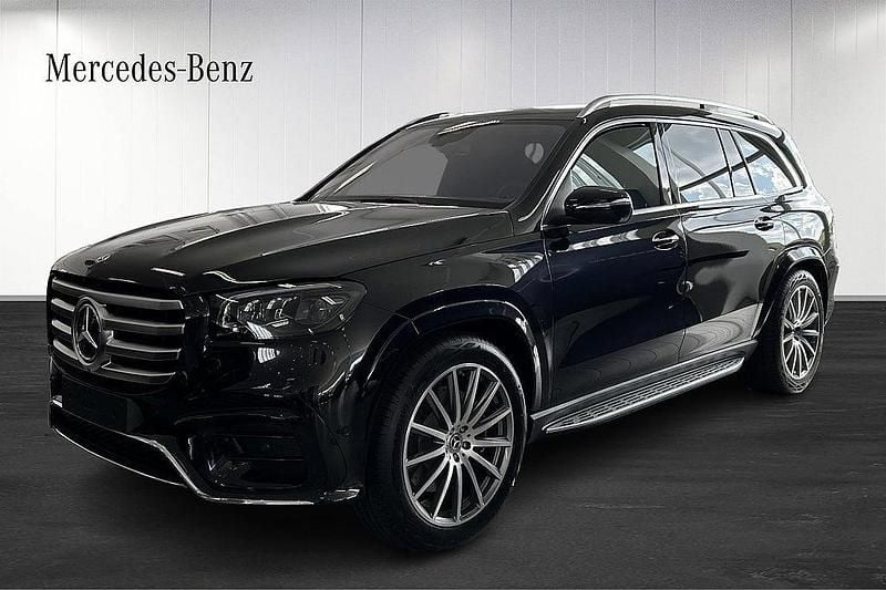 Svart Ny 2025 Mercedes GLS450 AMG Line Premium Plus SUV | 1 223 600 kr (Superpris) - Bild 1/4