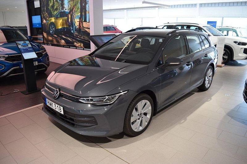 Grå Ny 2024 VW Golf VIII Kombi | 329 800 kr (Lite dyr) - Bild 1/4