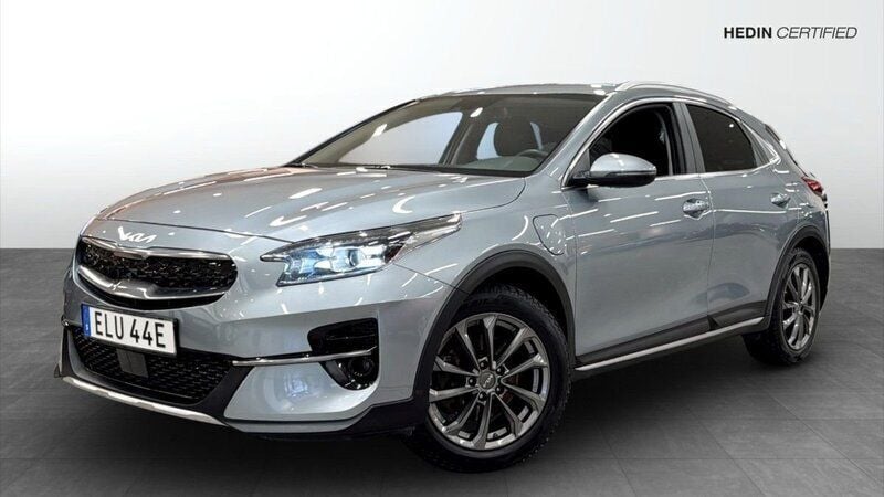 Grå (grey) Begagnad 2022 Kia XCeed 3 SUV | 222 900 kr (Superpris) - Bild 1/4