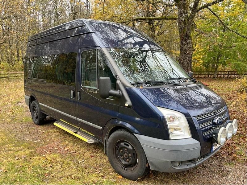 Blå Begagnad 2013 Ford Transit Trend Kombi | 74 000 kr - Bild 1/4