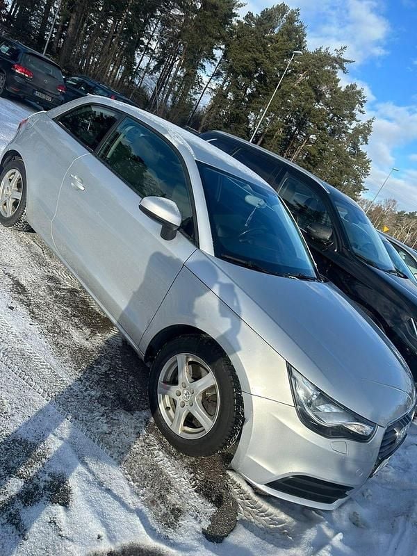 Begagnad Audi A1 122 HK (89 kW) 2011 Halvkombi