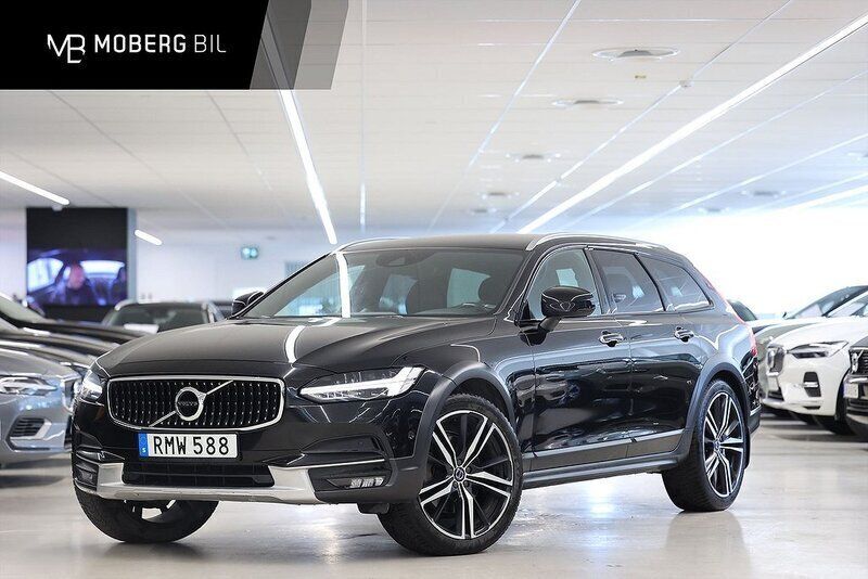 Svart Begagnad 2017 Volvo V90 CC Inscription Kombi | 269 900 kr (Marknadspris) - Bild 1/1
