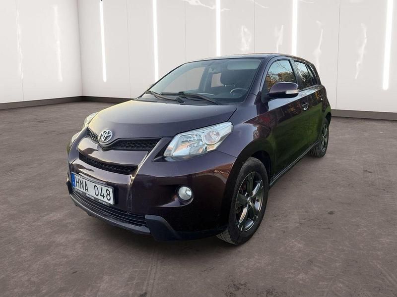 Lila Begagnad 2009 Toyota Urban Cruiser SUV | 74 900 kr (Marknadspris) - Bild 1/4