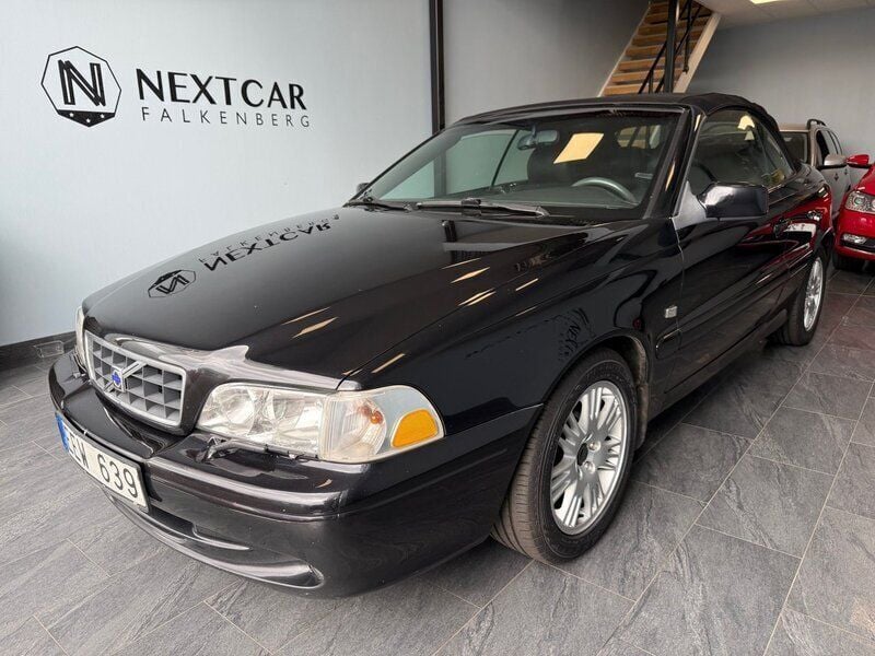 Svart Begagnad 2003 Volvo C70 Cab | 69 900 kr (Lite dyr) - Bild 1/4