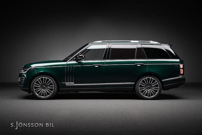 Begagnad Land Rover Range Rover SVAutobiography 400 HK (294 kW) 2021 Svo premium palette green SUV