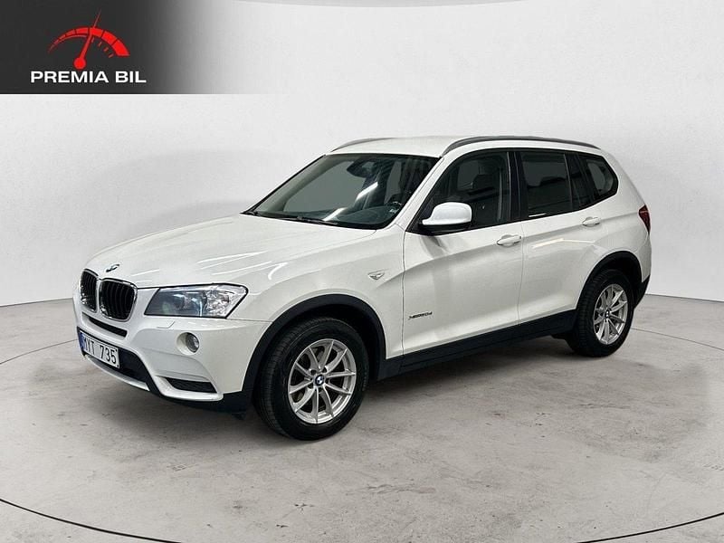 Vit Begagnad 2012 BMW X3 SUV | 104 900 kr (Marknadspris) - Bild 1/4