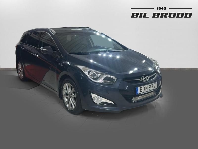 Begagnad Hyundai i40 137 HK (100 kW) 2014 Blå Kombi