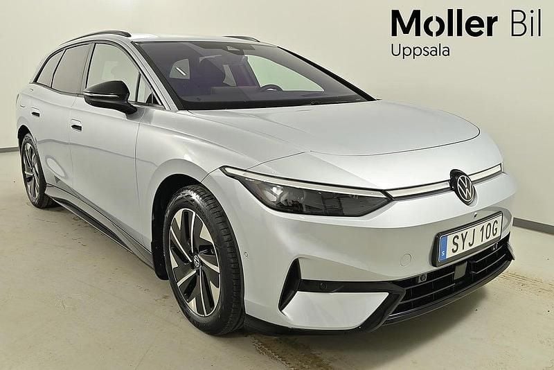 Silver Ny 2026 VW ID.7 Pro Kombi | 563 800 kr (Superpris) - Bild 1/4