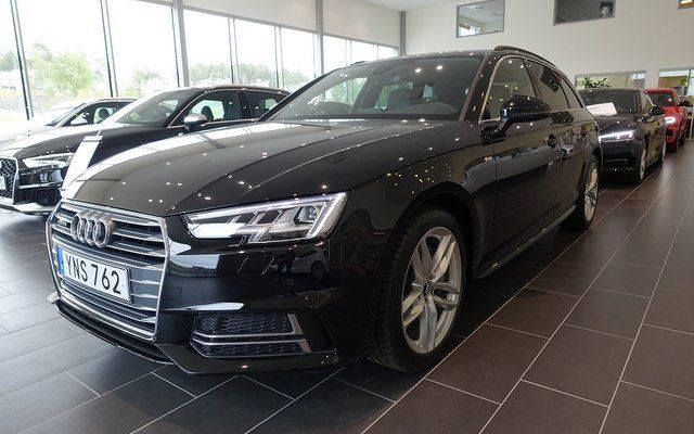 Såld Audi A4 Avant 20 Tdi Sport Q Begagnad 2018 0 Mil I östersund