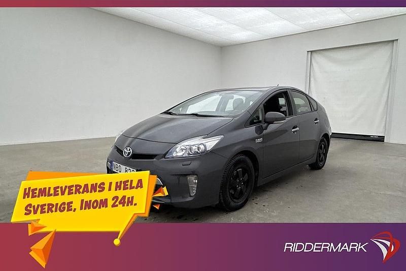Mörkgrå Begagnad 2012 Toyota Prius Plug-in Hybrid Business Edition Halvkombi | 148 900 kr (Marknadspris) - Bild 1/3