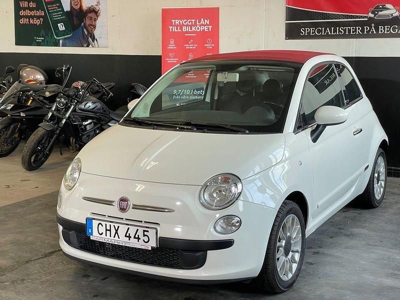 Begagnad Fiat 500 Lounge 70 HK (51 kW) 2010 Vit Cab